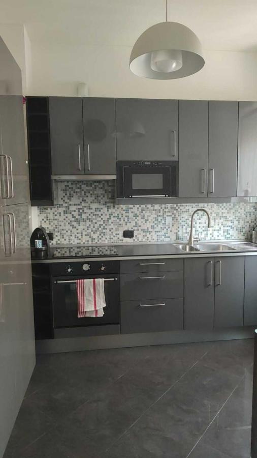 Apartments Velasca Милано Екстериор снимка
