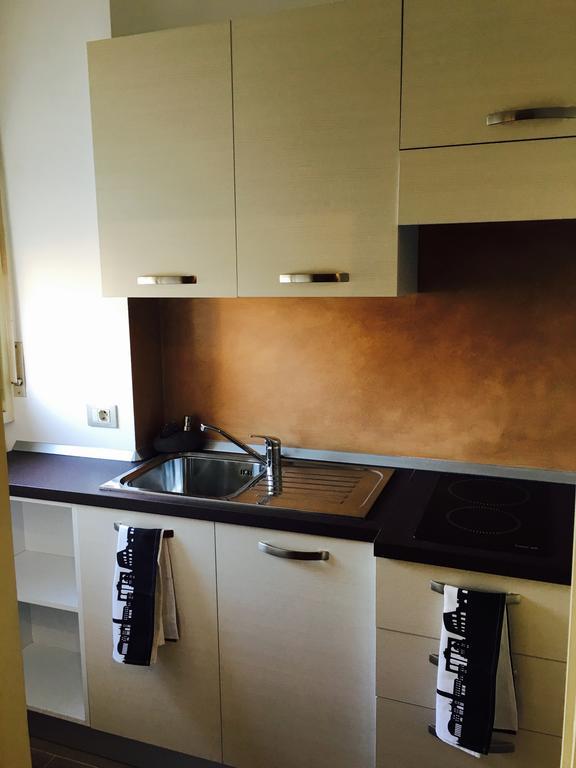 Apartments Velasca Милано Стая снимка
