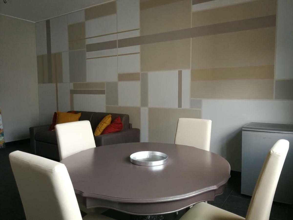 Apartments Velasca Милано Екстериор снимка